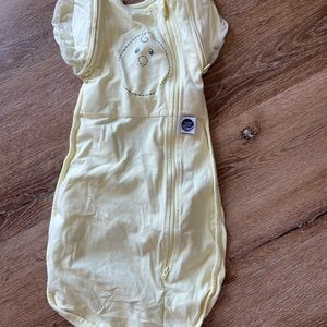 Nested Bean zen one swaddle